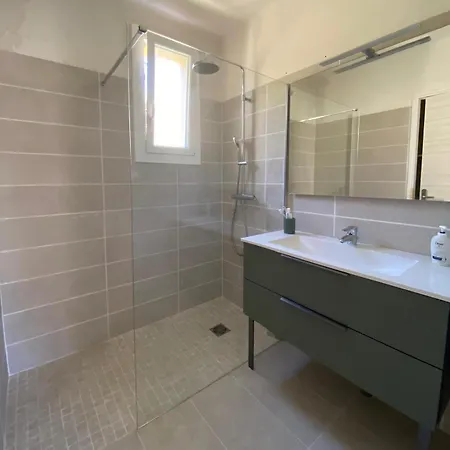 T3 Rez De Jardin Centre Apartment Sanary-sur-Mer
