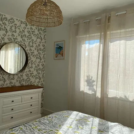 T3 Rez De Jardin Centre Sanary-sur-Mer